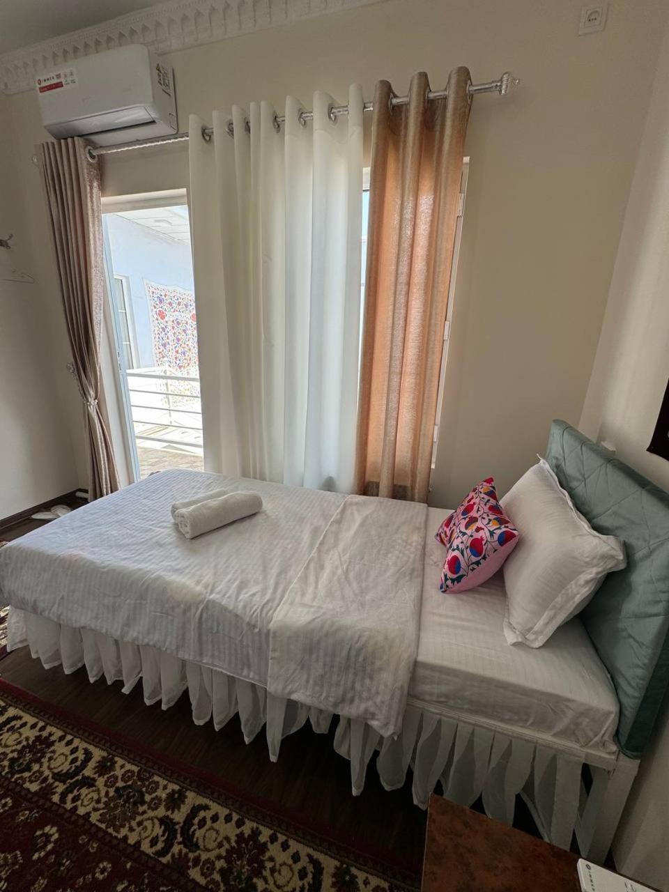 Boutique Boulevard Buchara Exterior foto